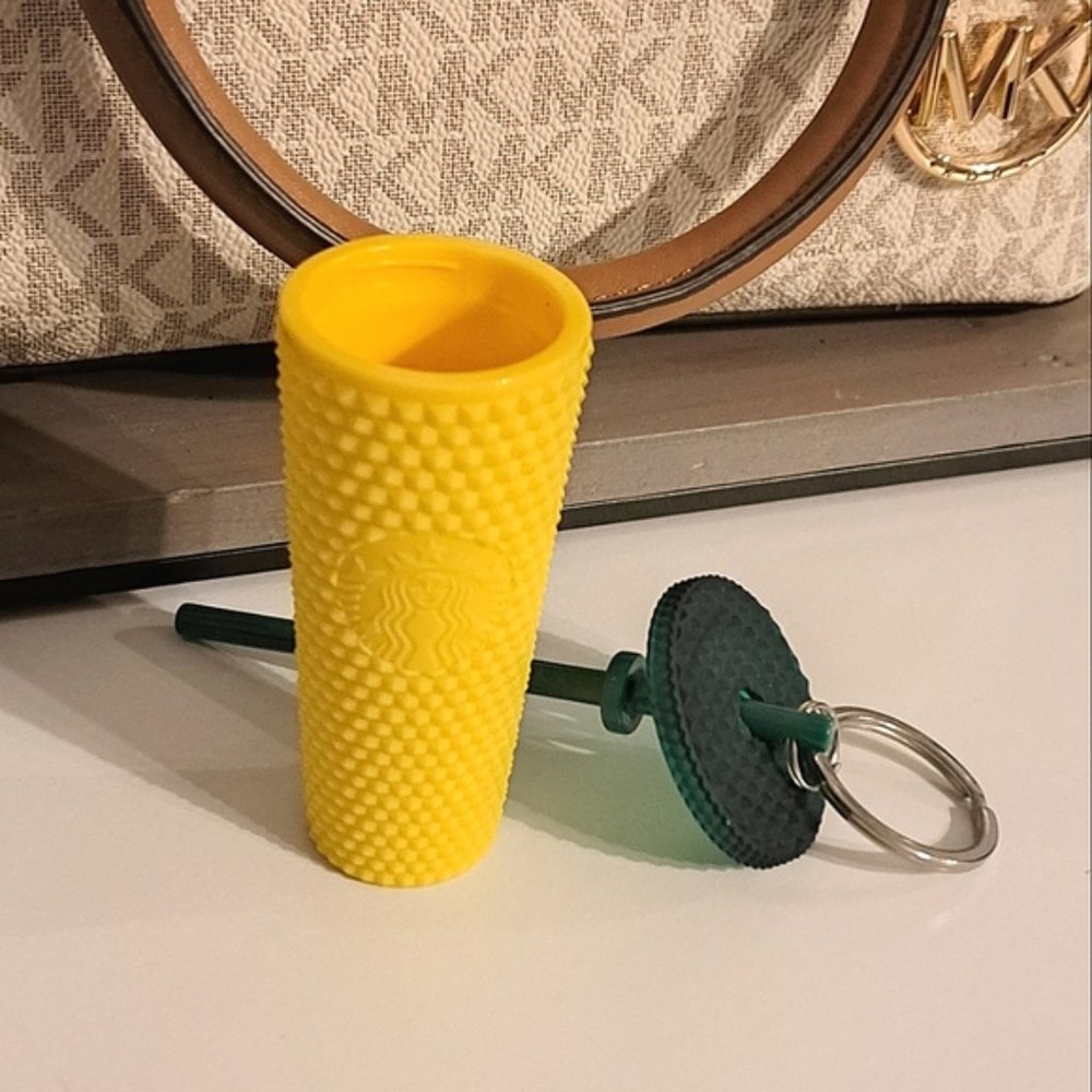 Starbucks Hawaii Exclusive Pineapple Mini Studded Tumbler Cold Cup Keychain